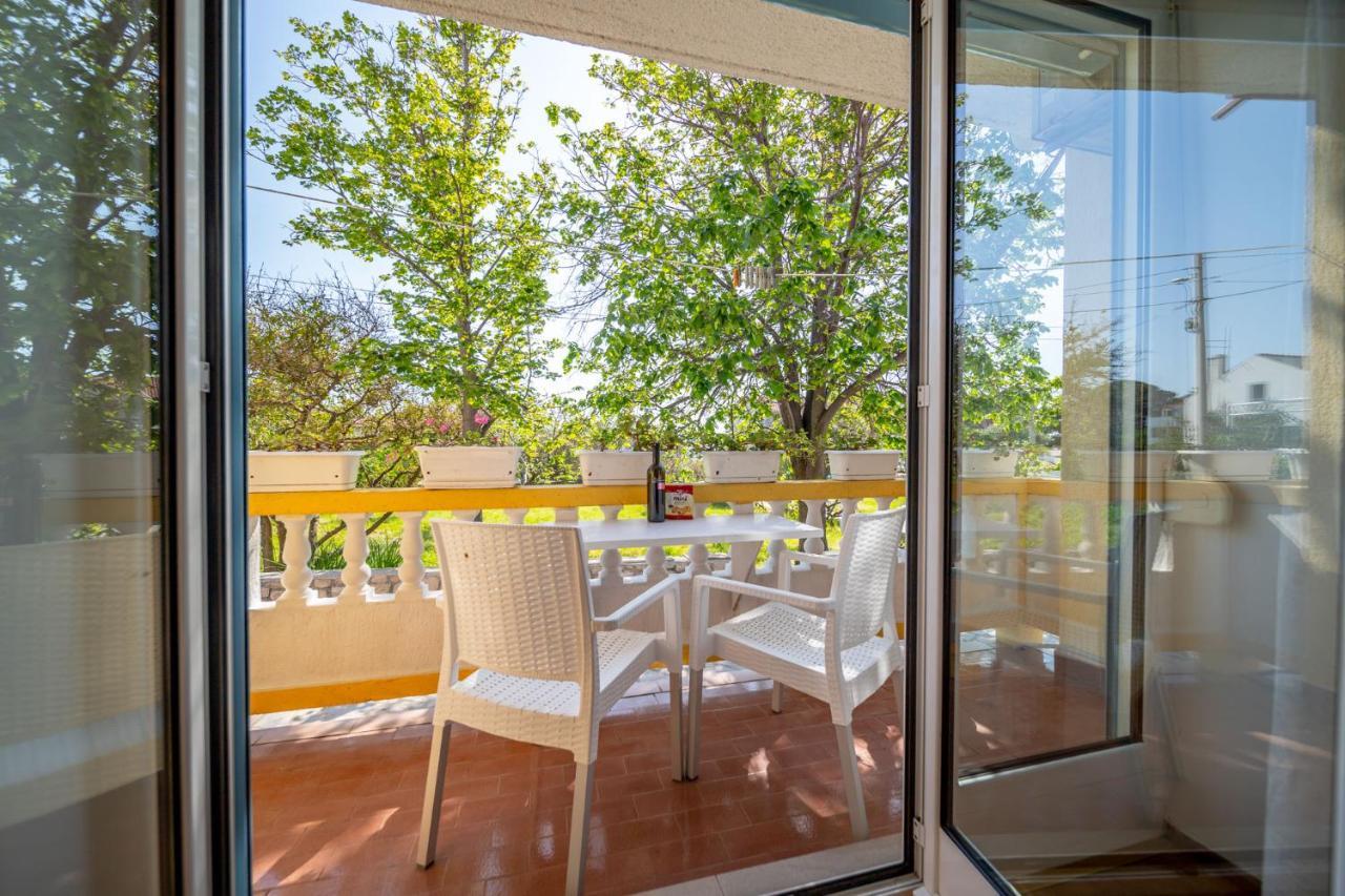Apartmani Bozica Barbat na Rabu ภายนอก รูปภาพ
